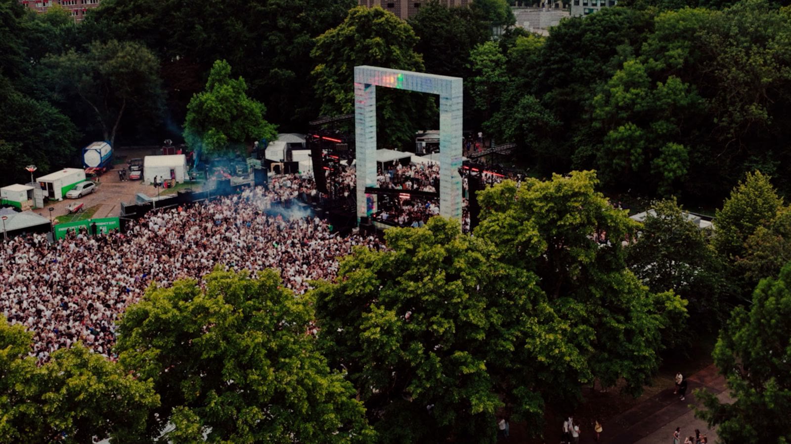 No Art Music & Festival — an open-air crowd at the main stage